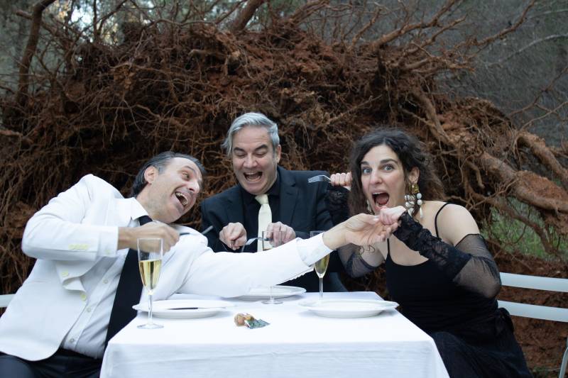 Τσέχωφ³ | πρόταση γάμου + οι βλαβερές συνέπειες του καπνού + η αρκούδα στο θέατρο Φούρνος