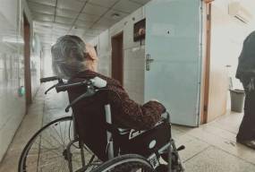 Προσωπικός Βοηθός: Ανοίγει η πλατφόρμα για νέες αιτήσεις - Ποιοι είναι οι δικαιούχοι