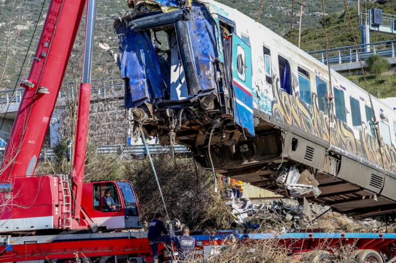 Από τα πρώτα θεατρικά βήματα μέχρι τη σκηνή: το “Παραβάν” ανοίγει τις πόρτες του σε ερασιτέχνες ηθοποιούς όλων των ηλικιών