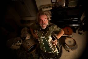 ΘΕΜΟΣ ΣΚΑΝΔΑΜΗΣ &amp; BAND | Σάββατο 9 Μαΐου στο Space Baby για το τελευταίο «αποκαλυπτικό» live της φετινής σεζόν!