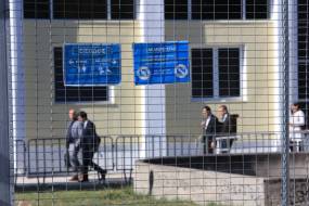 Δίκη για Τέμπη: «Ο σιδηρόδρομος ήταν μια ωρολογιακή βόμβα εν κινήσει» – Τι καταγγέλλουν γονείς θυμάτων