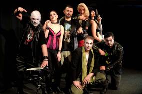 "I Pagliacci: Pedal to the Metal" ΙΙ ΤΗΕΑΤRE OF THE NO II ΠΡΕΜΙΕΡΑ: 30/10