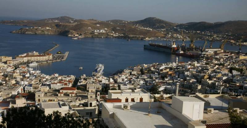 Απαγόρευση κυκλοφορίας για την άφιξη Ισραηλινών τουριστών καταγγέλλουν κάτοικοι της Σύρου- Συγκέντρωση αλληλεγγύης στην Παλαιστίνη