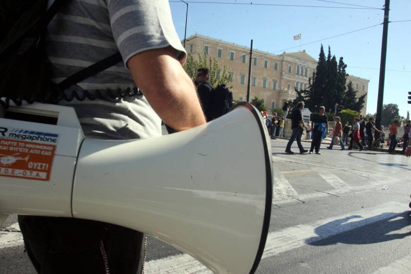 24ωρη απεργία ΑΔΕΔΥ / «Νεκρώνει» το Δημόσιο την ερχόμενη Τετάρτη