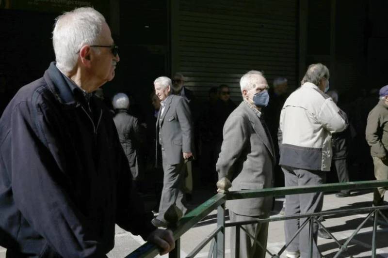 Συντάξεις: Η πιο μεγάλη ώρα για την εισφορά αλληλεγγύης - Πώς επηρεάζονται 440.000 συνταξιούχοι