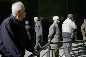 Συντάξεις: Η πιο μεγάλη ώρα για την εισφορά αλληλεγγύης - Πώς επηρεάζονται 440.000 συνταξιούχοι