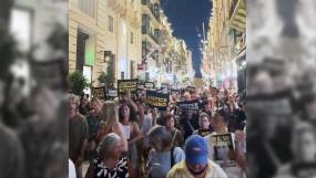 Μάλτα: «Τέλος στην ατιμωρησία» – Διαδηλώσεις για δικαιοσύνη στην υπόθεση της δολοφονίας Γκαλίζια