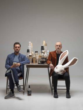 «Το 5ο Βήμα» του David Ireland σε σκηνοθεσία Αλέξανδρου Χρυσανθόπουλου, στο Θέατρο Μικρό Χόρν.