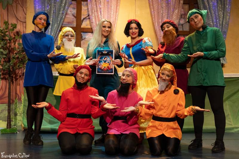 "ΧΙΟΝΑΤΗ" 29 ΜΑΡΤΙΟΥ ΓΥΑΛΙΝΟ ΜΟΥΣΙΚΟ ΘΕΑΤΡΟ