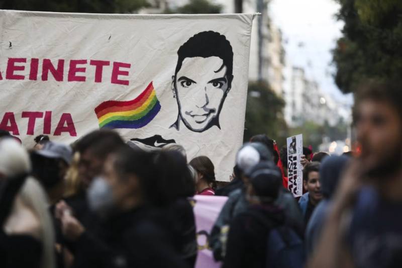 «Λύκου κραυγή»: Το έγραψε η μητέρα του Ζακ, το μελοποίησε ο Γραμμένος, το ερμηνεύει η Τσαλιγοπούλου