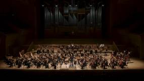 Η Ντόρα Μπακοπούλου και η Catherine Larsen-Maguire σε σύμπραξη με την Underground Youth Orchestra | 18 Ιανουαρίου | Μέγαρο Μουσικής Αθηνών