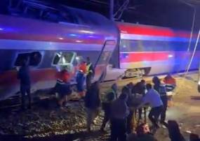 Σιδηροδρομικό δυστύχημα στην Ισπανία: Σοκαριστικά βίντεο από την τραγωδία με τους 39 νεκρούς – «Σαν να χτύπησε το τρένο σεισμός»