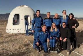 ΗΠΑ: Πρώτη πτήση στο διάστημα από άτομο σε αναπηρικό αμαξίδιο - «Έμπνευση για εκατομμύρια ανθρώπους»