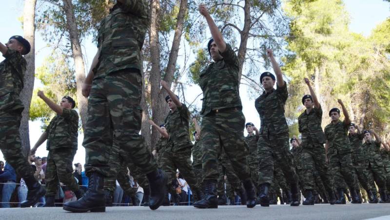 Ενας χακί μπαμπούλας για όλους