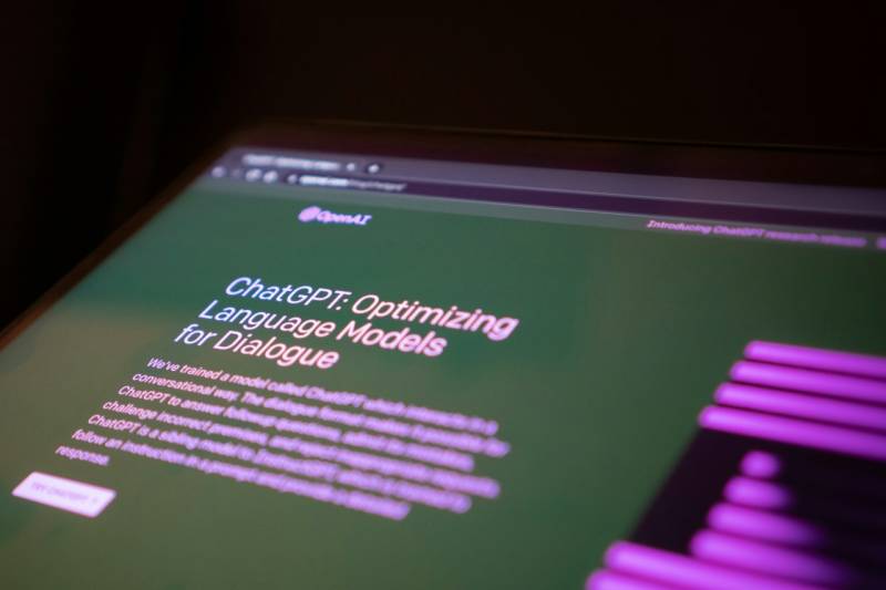 Το ChatGPT «έδωσε στεγνά» ιδιωτικές συνομιλίες χιλιάδων χρηστών στην Google