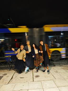 &quot;Συγγνώμη Κύριε Μπέκετ&quot; || Το θεατρικό έργο της Σοφίας Φιλιππίδου επιστρέφει στο &quot;Μαγαζάκι της Τ3χνης&quot;