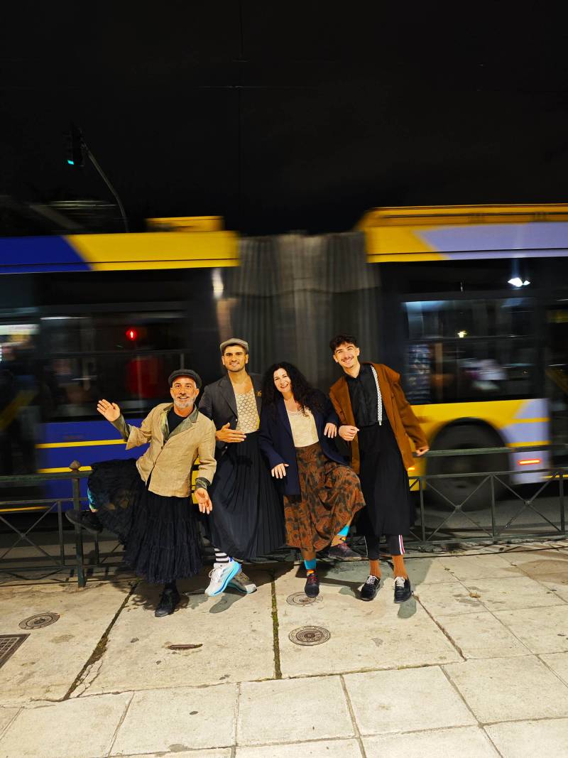 &quot;Συγγνώμη Κύριε Μπέκετ&quot; || Το θεατρικό έργο της Σοφίας Φιλιππίδου επιστρέφει στο &quot;Μαγαζάκι της Τ3χνης&quot;