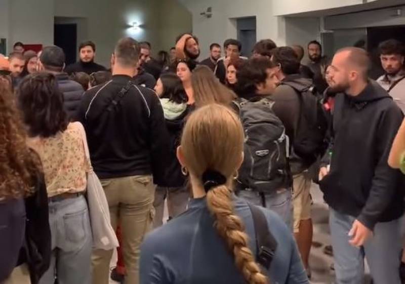 Παρέμβαση στο «Αθήνα 9,84» για την απελευθέρωση των ακτιβιστών του Global Somud Flotilla