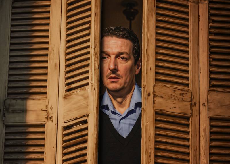 ΣΤΗ ΣΙΩΠΗ του Δημήτρη Λέντζου / Με τον Πέτρο Αποστολόπουλο / 4ος χρόνος / Από Οκτώβριο στο θέατρο ΑΛΚΜΗΝΗ