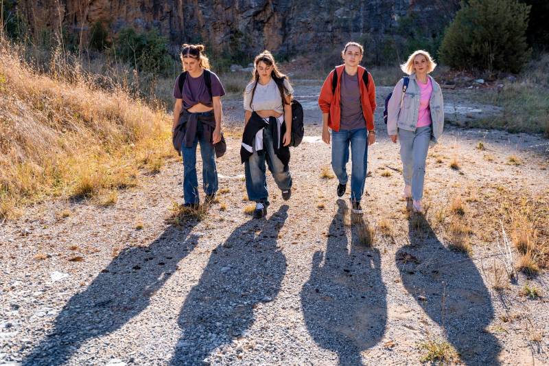 Η ΠΑΡΑΣΤΑΣΗ &quot;TEEN TALK BULLYING&quot; ΣΤΟ ΘΕΑΤΡΟ ΝΟΥΣ ΑΠΟ 11 ΟΚΤΩΒΡΙΟΥ