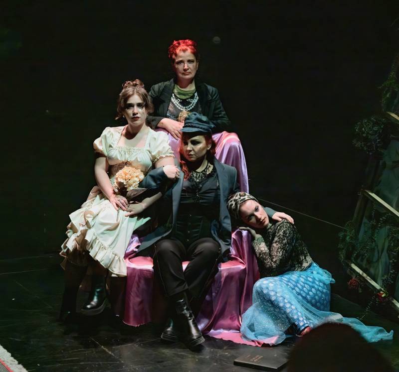 Η Γλυκερία Μπασδέκη στο Μικρό Κεραμεικό για το «Endgame – 4 ημέρες και 7 λεπτά»