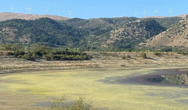 Αρκαδία: Αποκαρδιωτική η εικόνα από την λίμνη της Τάκας