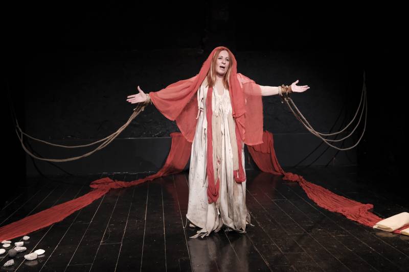 "Υπατία μια γυναίκα - σύμβολο " στο θέατρο Αλκμήνη