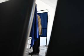 Καταγγελία στο ΕΣΡ για στημένη δημοσκόπηση της Interview: Τη δημοσίευσαν πριν καν… ολοκληρωθεί