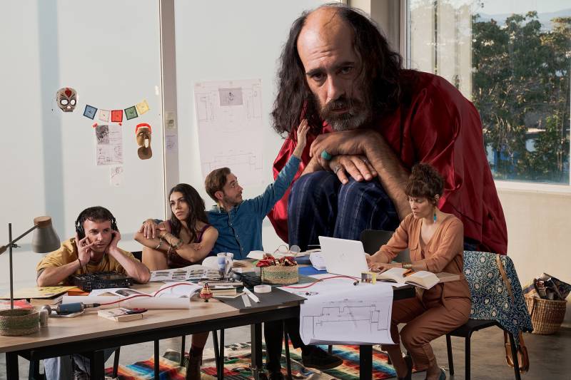 Το νέο έργο του Βασίλη Μαγουλιώτη | Η ΣΥΝΑΡΠΑΣΤΙΚΗ ΕΞΕΓΕΡΣΗ ΤΟΥ ΧΟΥΛΙΟ ΤΟΓΚΑ | Σκην. Βασίλης Μαγουλιώτης |Θέατρο Προσκήνιο | Από 10 Νοεμβρίου