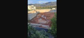 Μεγάλες ανησυχίες κατοίκων για τη στατικότητα των πολυκατοικιών εξαιτίας του κολοσσιαίου έργου της ΔΕΗ στους Ελληνορώσους