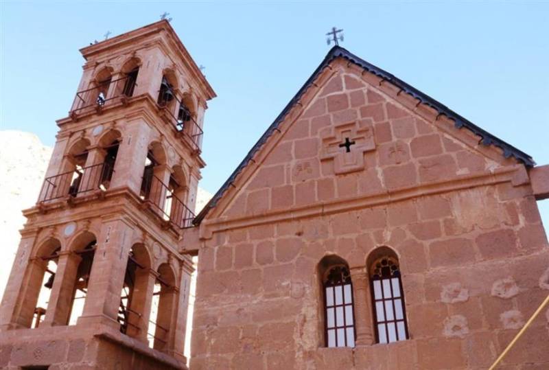 Χάος στη Μονή Σινά: Άνοιξαν οι πύλες, τραυματίστηκε μοναχός - «Αισθάνομαι εγκλωβισμένος και όμηρος», το δραματικό μήνυμα Δαμιανού