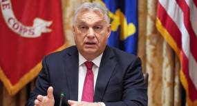 «Το τέλος του Όρμπαν»: Χιλιάδες διαδηλωτές στην Ουγγαρία για το σκάνδαλο κακοποίησης παιδιών σε σωφρονιστικό ίδρυμα