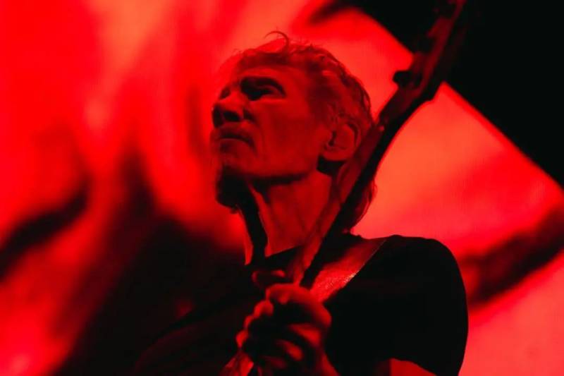 Η «απάντηση του Roger Waters» στον Προκόπη Δούκα- Μια σατιρική ανάρτηση