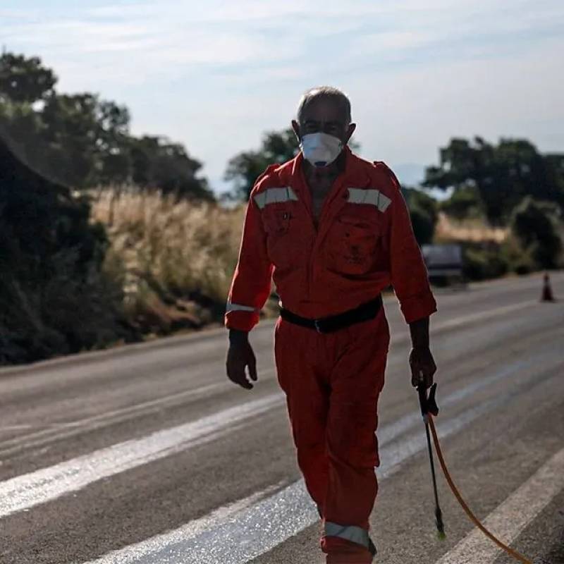 ΑΦΘΩΔΗΣ ΠΥΡΕΤΟΣ: Ο ΑΦΑΝΗΣ ΠΟΛΕΜΟΣ ΠΟΥ ΔΙΑΛΥΕΙ ΤΗ ΛΕΣΒΟ