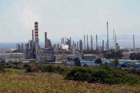 Έκρηξη στη Motor Oil: Σε εξαιρετικά κρίσιμη κατάσταση και ο δεύτερος εργαζόμενος