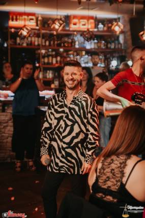 Ο Γιάννης Προύντζος στο &quot;Κανταράκι&quot; . 4ος χρόνος επιτυχημένων εμφανίσεων! (video)