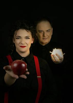 Η ΘΕΑΤΡΙΚΗ ΠΑΡΑΣΤΑΣΗ &quot;Ψ.&quot; ΣΤΟ STUDIO ΜΑΥΡΟΜΙΧΑΛΗ - ΚΑΘΕ ΤΕΤΑΡΤΗ ΚΑΙ ΠΕΜΠΤΗ ΑΠΟ ΤΙΣ 10 ΔΕΚΕΜΒΡΙΟΥ