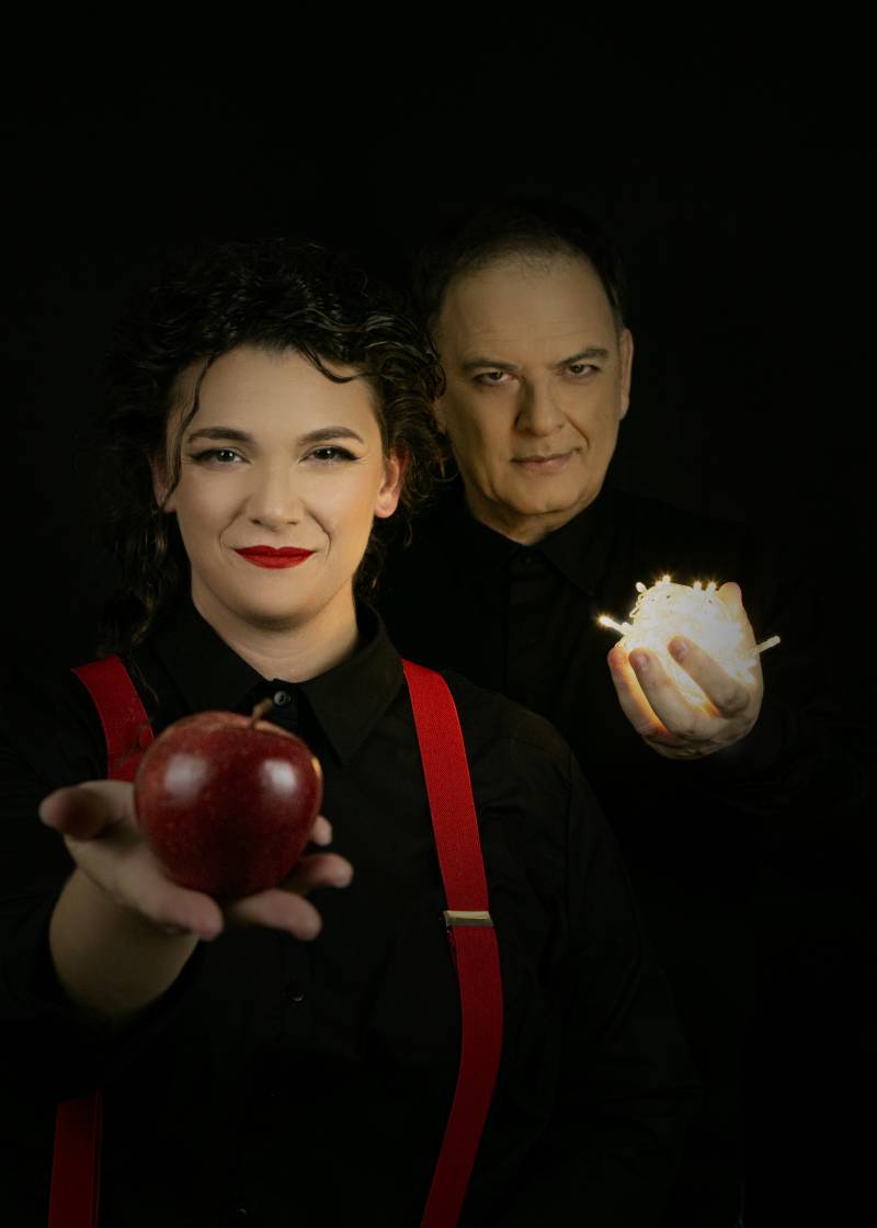 Η ΘΕΑΤΡΙΚΗ ΠΑΡΑΣΤΑΣΗ &quot;Ψ.&quot; ΣΤΟ STUDIO ΜΑΥΡΟΜΙΧΑΛΗ - ΚΑΘΕ ΤΕΤΑΡΤΗ ΚΑΙ ΠΕΜΠΤΗ ΑΠΟ ΤΙΣ 10 ΔΕΚΕΜΒΡΙΟΥ