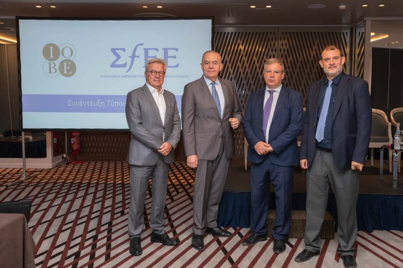 ΟΙ ΔΗΜΟΓΡΑΦΙΚΕΣ ΠΡΟΚΛΗΣΕΙΣ , Η ΣΤΑΔΙΑΚΗ ΜΕΙΩΣΗ ΤΟΥ ΠΛΗΘΥΣΜΟΥ ΚΑΙ Η  ΦΑΡΜΑΚΕΥΤΙΚΗ ΑΓΟΡΑ ΣΤΗΝ ΕΛΛΑΔΑ