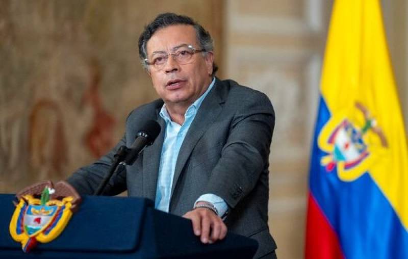 Ο Πρόεδρος της Κολομβίας αναστέλλει την ανταλλαγή πληροφοριών με τις ΗΠΑ, λόγω των αμερικανικών επιθέσεων σε σκάφη στην Καραϊβική