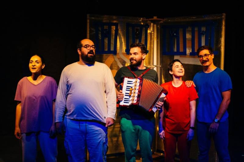 2ος χρόνος επιτυχίας: Θέατρο για παιδιά «Το Γαϊτανάκι» της Ζωρζ Σαρή σε θεατρική διασκευή του Γιάννη Καλατζόπουλου