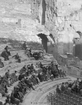 Απόψε, το Ηρώδειο παύει να ηχεί.