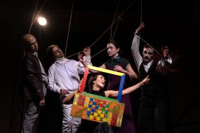 ΕΝΑ ΚΟΥΚΛΟΣΠΙΤΟ του Χένρικ Ίψεν | Ομάδα LOXODOX | Σκηνή Μπέκετ