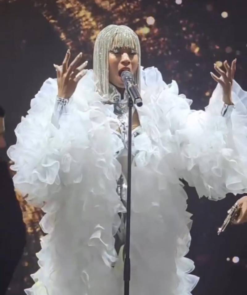 Η Shaya Hansen παρουσιάζει: Το πιο φαντασμαγορικό show της χρονιάς!