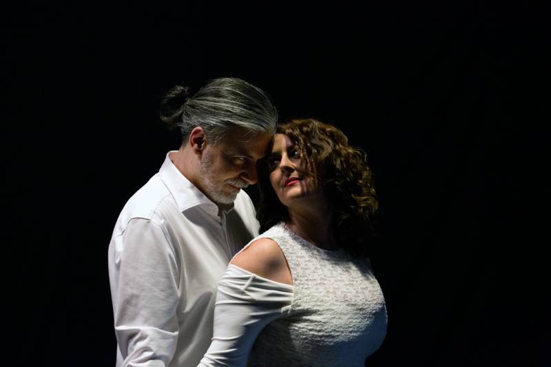 ¨ΕΛΕΥΘΕΡΗ ΣΧΕΣΗ" ΣΤΟ ΘΕΑΤΡΟ ΜΕΤΑΞΟΥΡΓΕΙΟ \\ ΠΡΕΜΙΕΡΑ ΔΕΥΤΕΡΑ 4 ΜΑΪΟΥ