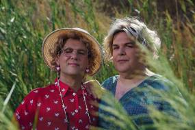 ΑΙ ΓΥΜΝΙΣΤΑΙ του ΓΙΩΡΓΟΥ ΣΙΜΩΝΑ ΣΤΟ RABBITHOLE