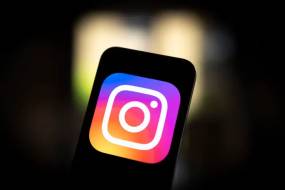 Στο μικροσκόπιο της Κομισιόν 20 Έλληνες influencers – Mόνο το 25% γνωστοποιεί στον καταναλωτή ότι το περιεχόμενό του έχει εμπορικό σκοπό