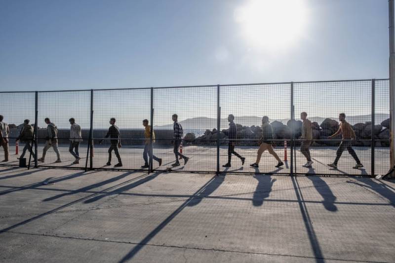 Επιστολή 300 εγκλείστων στο στρατόπεδο της Σιντικής: Τα παιδιά μας δεν έχουν να φάνε κι εμείς εδώ ζούμε σαν τους νεκρούς