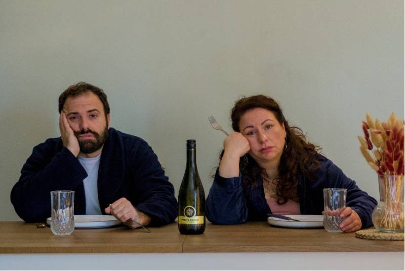 «POLYAMOROUS» του Σπύρου Κακατσάκη Θέατρο Αλκμήνη Πρεμιέρα: 9 Μαΐου 2026 Σάββατο 21:30 &amp; Κυριακή 18:15