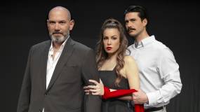 EXTRA ΠΑΡΑΣΤΑΣΗ ΤΟΥ "ΜΕΣΑ ΣΤΟ ΜΥΑΛΟ ΣΟΥ - PART 2"